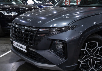 Подержанный автомобиль Hyundai Tucson 2022 года (2 фото)