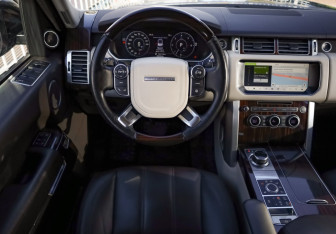 Подержанный автомобиль Land Rover Range Rover 2017 года (13 фото)