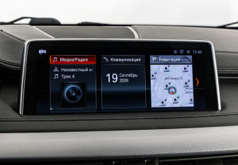 Подержанный автомобиль BMW X6 2018 года (21 фото)