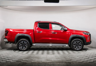 Подержанный автомобиль Changan Hunter Plus 2024 года (4 фото)