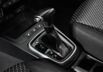 Подержанный автомобиль Kia Rio Sedan 2017 года (11 фото)