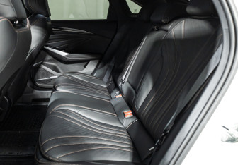 Подержанный автомобиль Geely Preface 2024 года (10 фото)