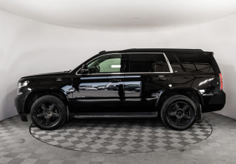 Подержанный автомобиль Chevrolet Tahoe 2018 года (8 фото)