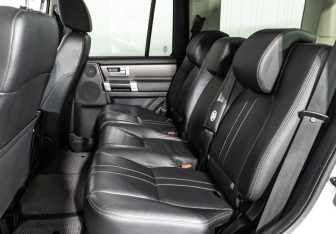 Подержанный автомобиль Land Rover Discovery 2014 года (10 фото)