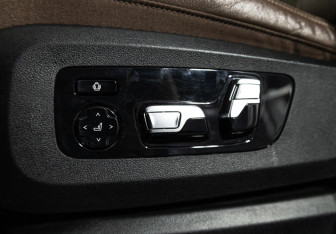 Подержанный автомобиль BMW X5 2020 года (15 фото)