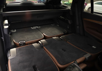 Подержанный автомобиль Volvo XC90 2021 года (33 фото)