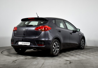 Подержанный автомобиль Kia Ceed Hatchback 2016 года (5 фото)