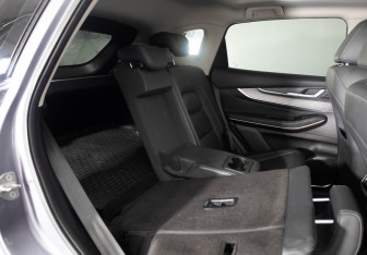 Подержанный автомобиль Exeed LX 2023 года (22 фото)