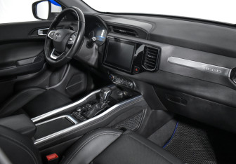 Подержанный автомобиль Chery Tiggo 4 2022 года (14 фото)