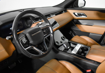 Подержанный автомобиль Land Rover Range Rover Velar 2021 года (9 фото)