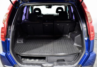 Подержанный автомобиль Nissan X-Trail 2008 года (18 фото)