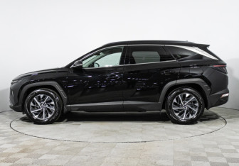 Подержанный автомобиль Hyundai Tucson 2021 года (8 фото)