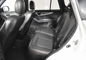 Подержанный автомобиль Lifan X60 2017 года (11 фото)