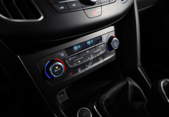 Подержанный автомобиль Ford Focus Wagon 2017 года (22 фото)