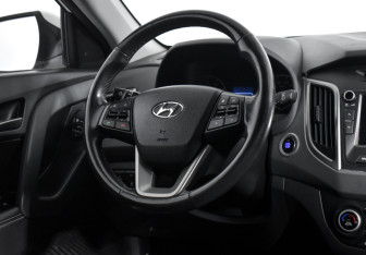 Подержанный автомобиль Hyundai Creta 2018 года (14 фото)