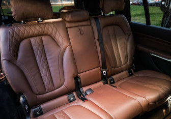 Подержанный автомобиль BMW X7 2019 года (29 фото)