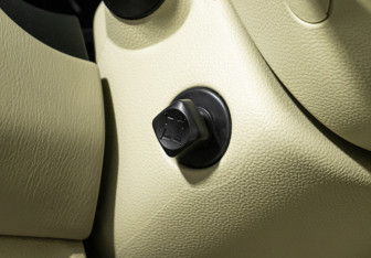 Подержанный автомобиль Infiniti QX50 2013 года (17 фото)