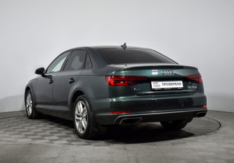 Подержанный автомобиль Audi A4 Sedan 2018 года (7 фото)