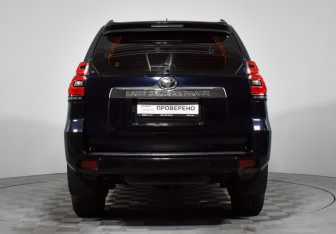Подержанный автомобиль Toyota Land Cruiser Prado 2018 года (6 фото)