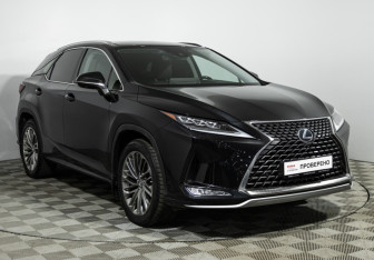 Подержанный автомобиль Lexus RX 2021 года (3 фото)