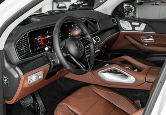 Новый Mercedes-Benz GLE 2025 (10 фото)