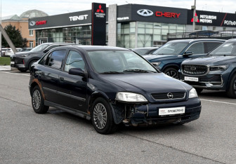 Подержанный автомобиль Opel Astra Hatchback 2003 года (3 фото)