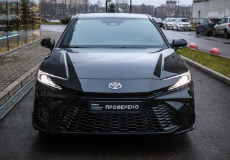 Подержанный автомобиль Toyota Camry Sedan 2024 года (2 фото)