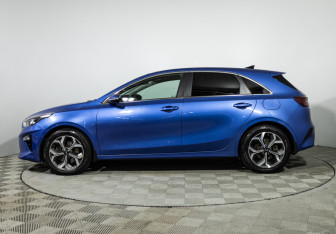 Подержанный автомобиль Kia Ceed Hatchback 2018 года (8 фото)