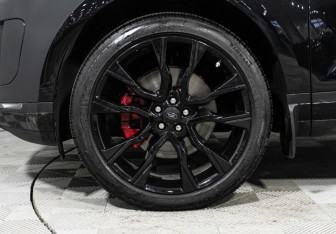 Подержанный автомобиль Land Rover Range Rover Evoque 2019 года (25 фото)