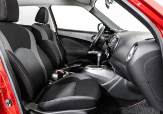 Подержанный автомобиль Nissan Juke 2018 года (16 фото)