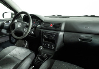 Подержанный автомобиль Skoda Octavia Liftback 2008 года (9 фото)