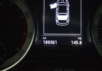 Подержанный автомобиль Skoda Rapid Liftback 2016 года (15 фото)