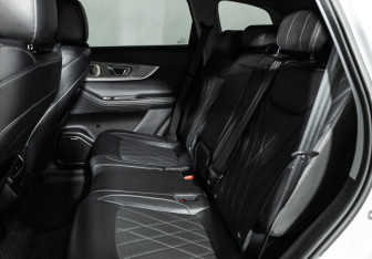 Подержанный автомобиль Chery Tiggo 8 Pro Max 2024 года (10 фото)