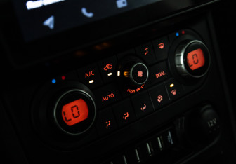 Подержанный автомобиль Nissan Qashqai 2010 года (16 фото)