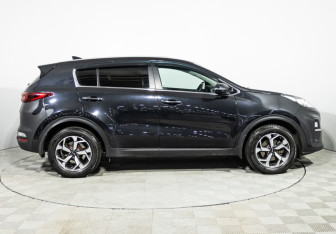 Подержанный автомобиль Kia Sportage 2018 года (4 фото)