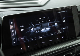 Подержанный автомобиль Haval H3 2024 года (15 фото)