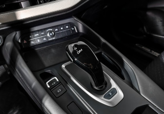 Подержанный автомобиль Haval F7 2024 года (11 фото)