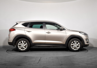 Подержанный автомобиль Hyundai Tucson 2018 года (4 фото)