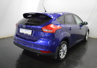 Подержанный автомобиль Ford Focus Hatchback 2016 года (5 фото)