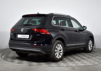 Подержанный автомобиль Volkswagen Tiguan 2018 года (5 фото)