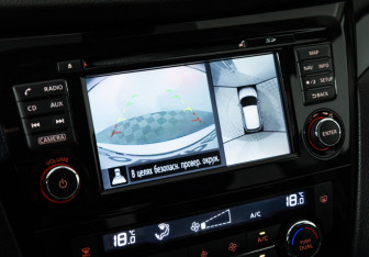 Подержанный автомобиль Nissan Qashqai 2018 года (15 фото)