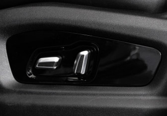 Подержанный автомобиль Omoda C5 2023 года (26 фото)