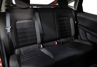 Подержанный автомобиль Renault Arkana 2021 года (22 фото)