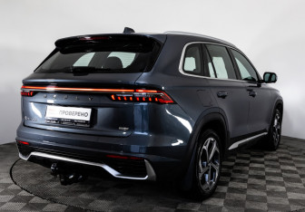 Подержанный автомобиль Geely Monjaro 2024 года (5 фото)