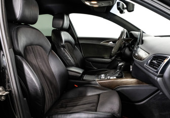 Подержанный автомобиль Audi A6 Sedan 2016 года (26 фото)