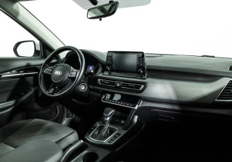 Подержанный автомобиль Kia Seltos 2020 года (9 фото)