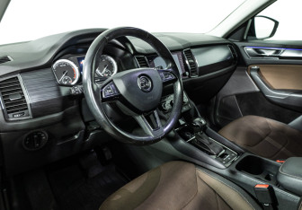 Подержанный автомобиль Skoda Kodiaq 2017 года (11 фото)