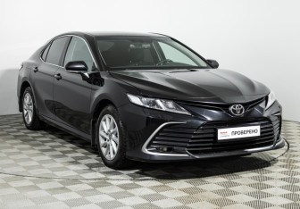 Подержанный автомобиль Toyota Camry Sedan 2021 года (3 фото)