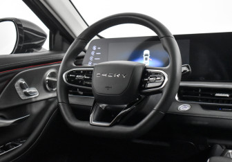 Подержанный автомобиль Chery Arrizo 8 2023 года (15 фото)