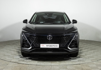 Подержанный автомобиль Changan UNI-T 2023 года (2 фото)